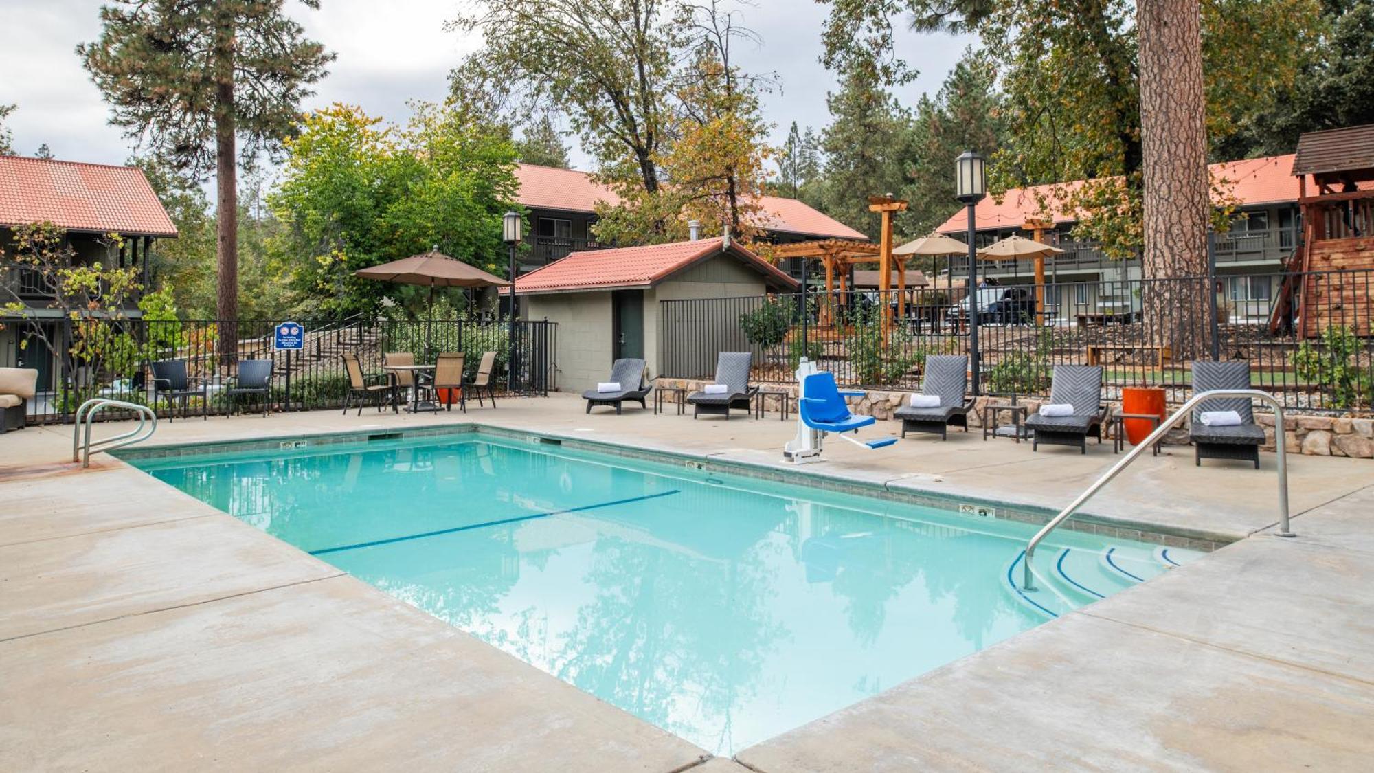 Buck Meadows Lodge Groveland Exterior foto